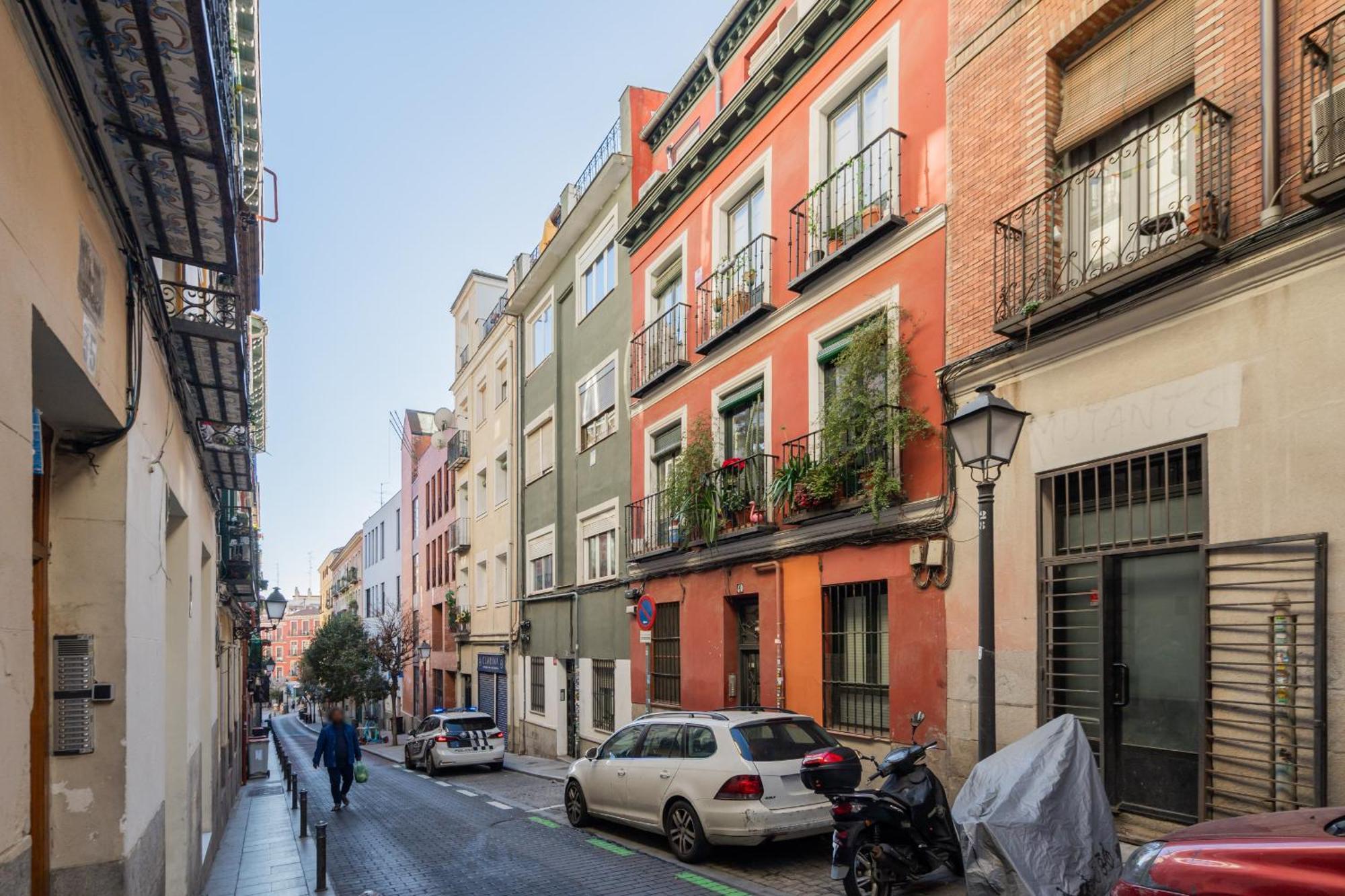 Apartamento En La Plaza De Lavapies Alquiler Temporal Madrid Bagian luar foto